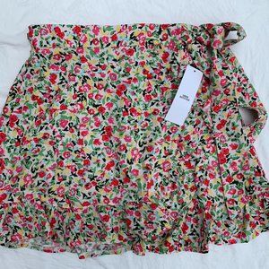 NWT Urban Outfitters 's Women Floral Wrap Skirt M